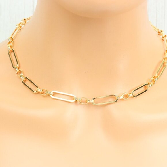 "Minimalist & Elegant Necklace Chain – Perfect for Women & Girls | UNVRC1516 - Picture 8 of 10